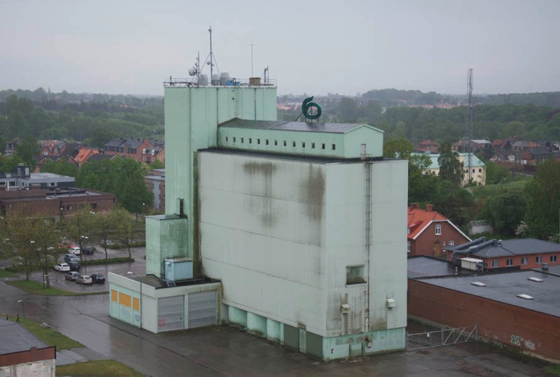 Loading Image